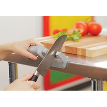 Load image into Gallery viewer, Smith's Santoku/Standard Sharpener AC50100
