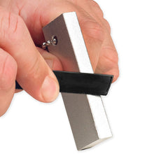 Load image into Gallery viewer, Magnesium Fire Starter Ndur ND22020
